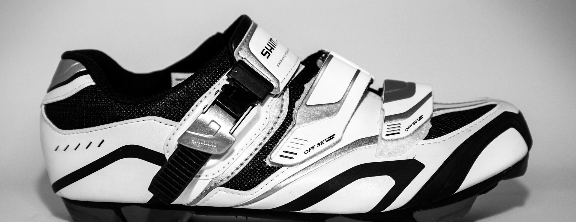 Magasin De Chaussures -Magasin De Chaussures shoes 1258964 1920